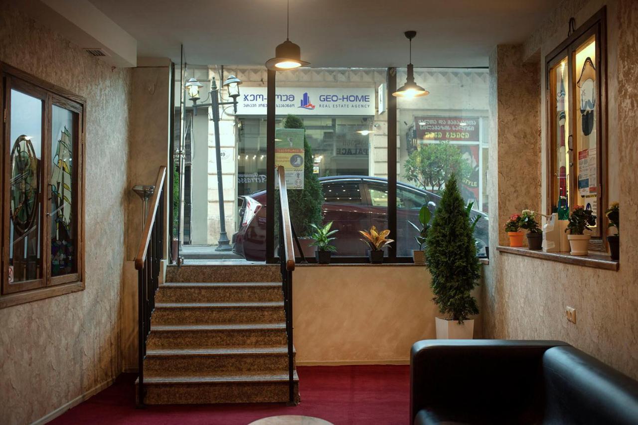Hotel Elite House Батуми Экстерьер фото
