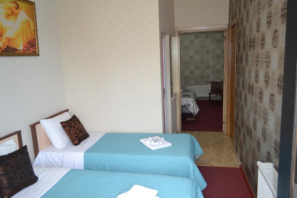 Hotel Elite House Батуми Экстерьер фото