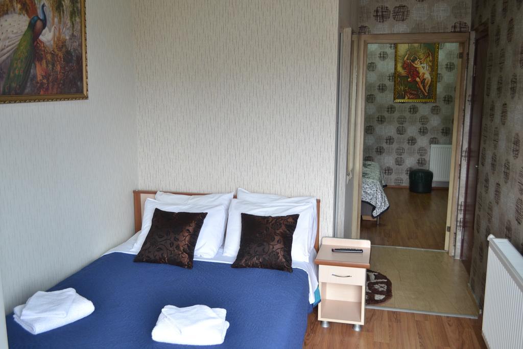 Hotel Elite House Батуми Экстерьер фото